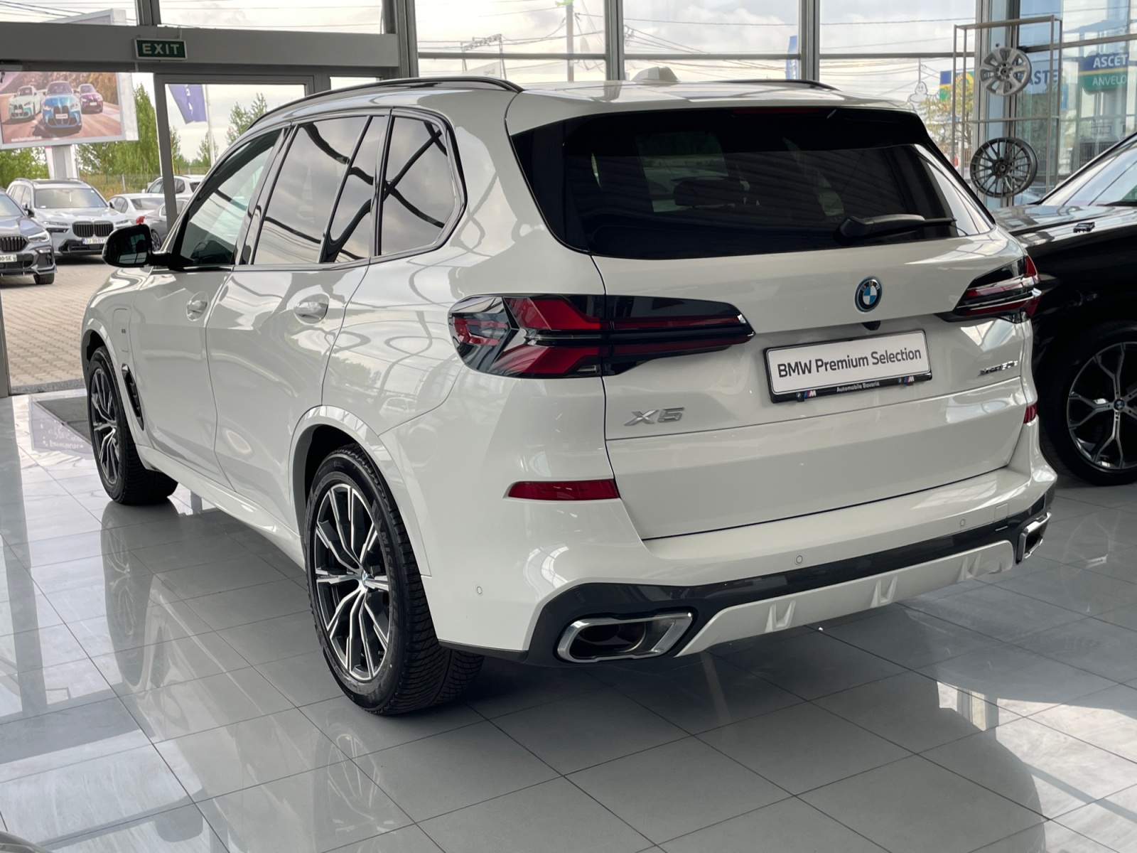 BMW X5, X5 XDRIVE50E, 2025, 20700 km