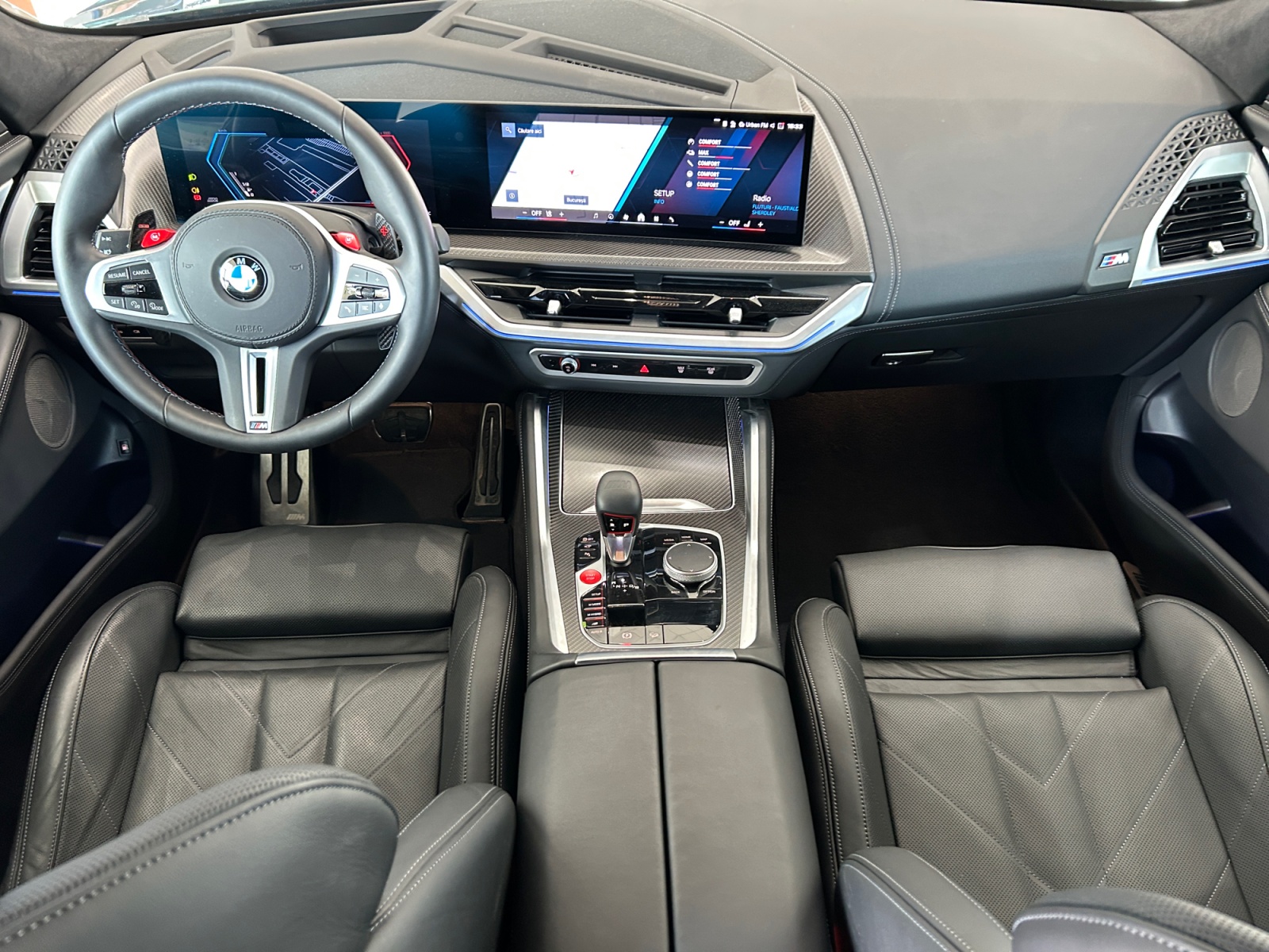BMW XM, XM 50E, 2025, 27696 km