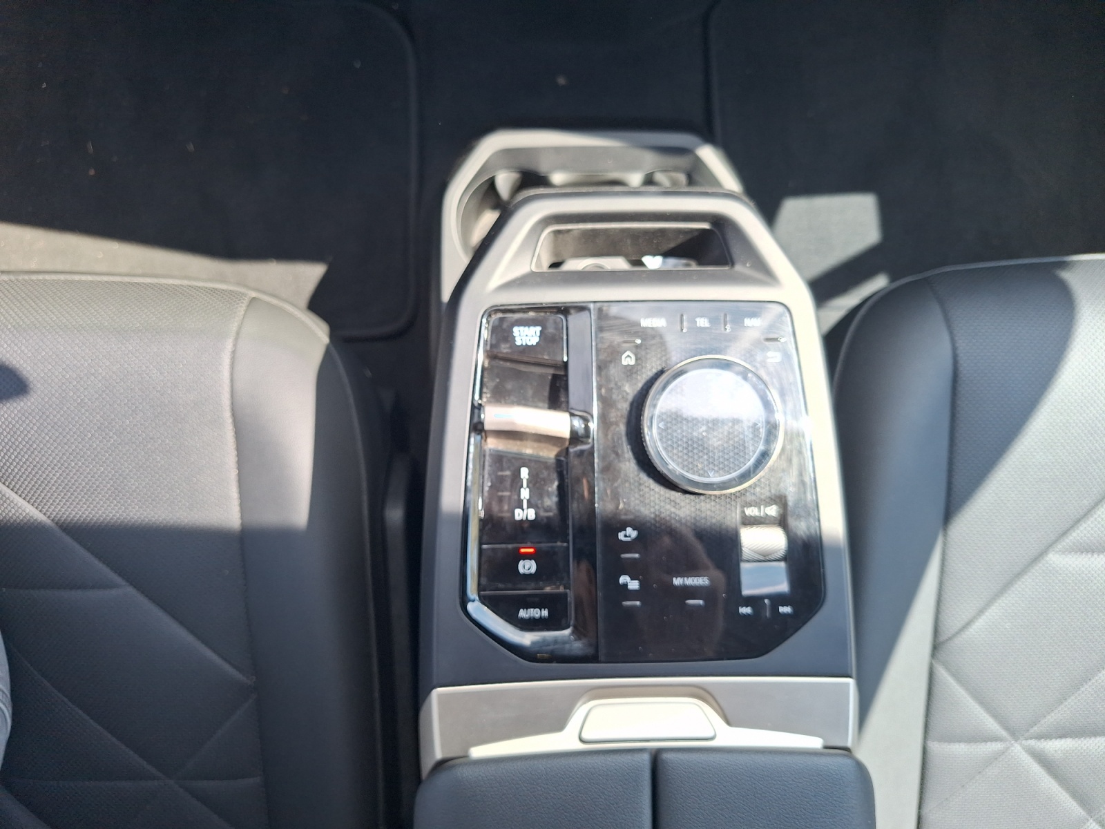 BMW iX, IX XDRIVE40, 2023, 68350 km