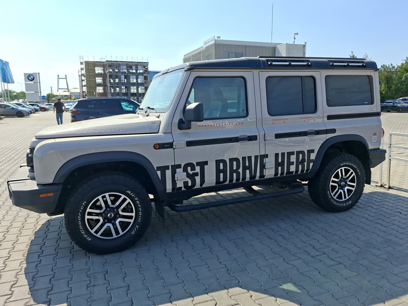 STATION WAGON FIELDMASTER EDITION (5 LOCURI)