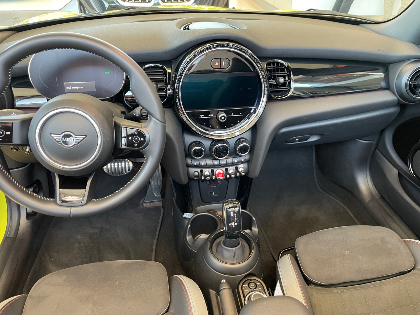 MINI Cabrio, COOPER, 2022, 38799 km