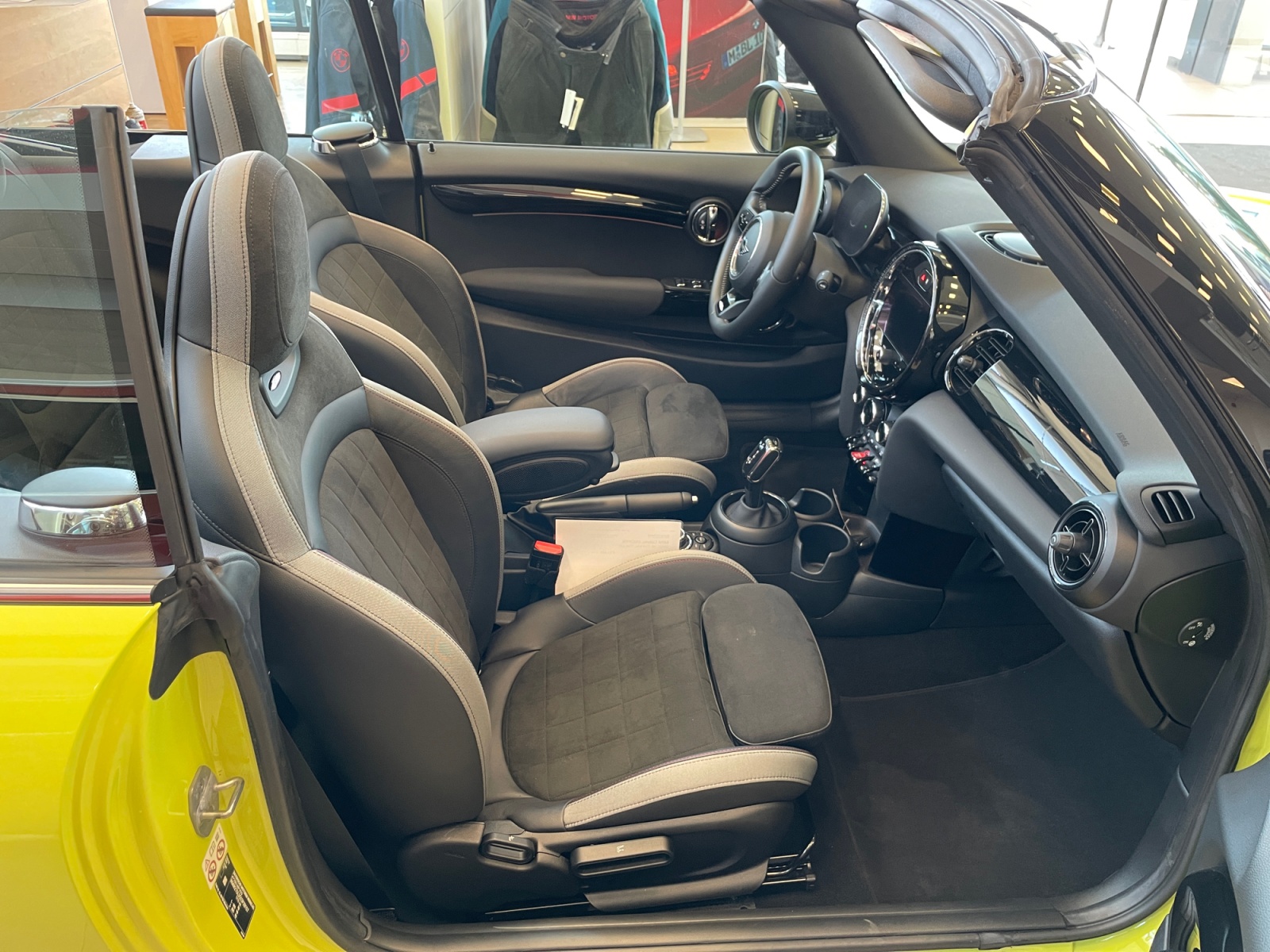MINI Cabrio, COOPER, 2022, 38799 km