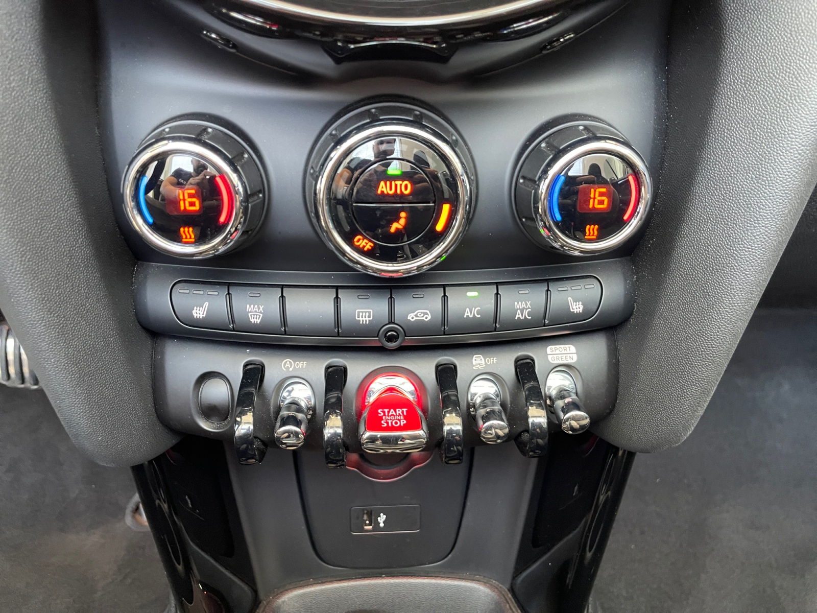 MINI Cabrio, COOPER, 2022, 38799 km