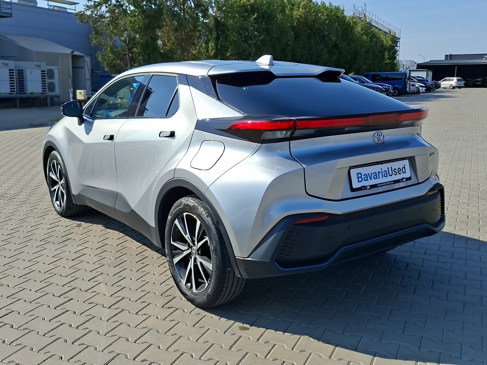 1.8 HYBRID FWD DYNAMIC CVT