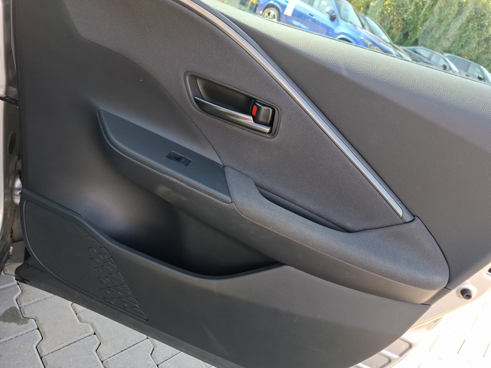 TOYOTA_2023_hybrid_38072_km_98_CP_JTPAAAAA80R018193_16 TOYOTA CHR, , 2023, 38072 km
