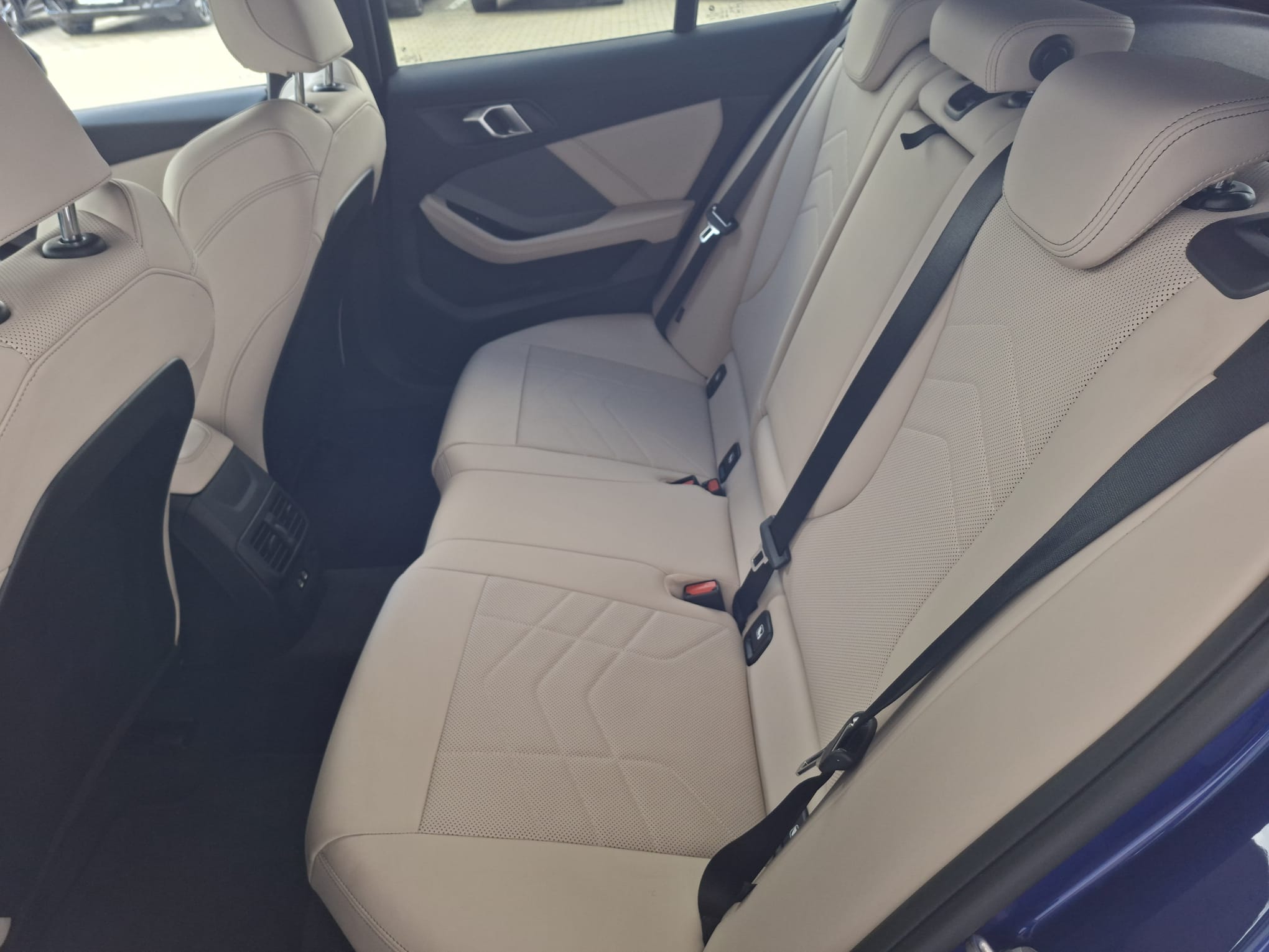 BMW Seria 1, 120 HATCH 5 USI, 2026, 9142 km