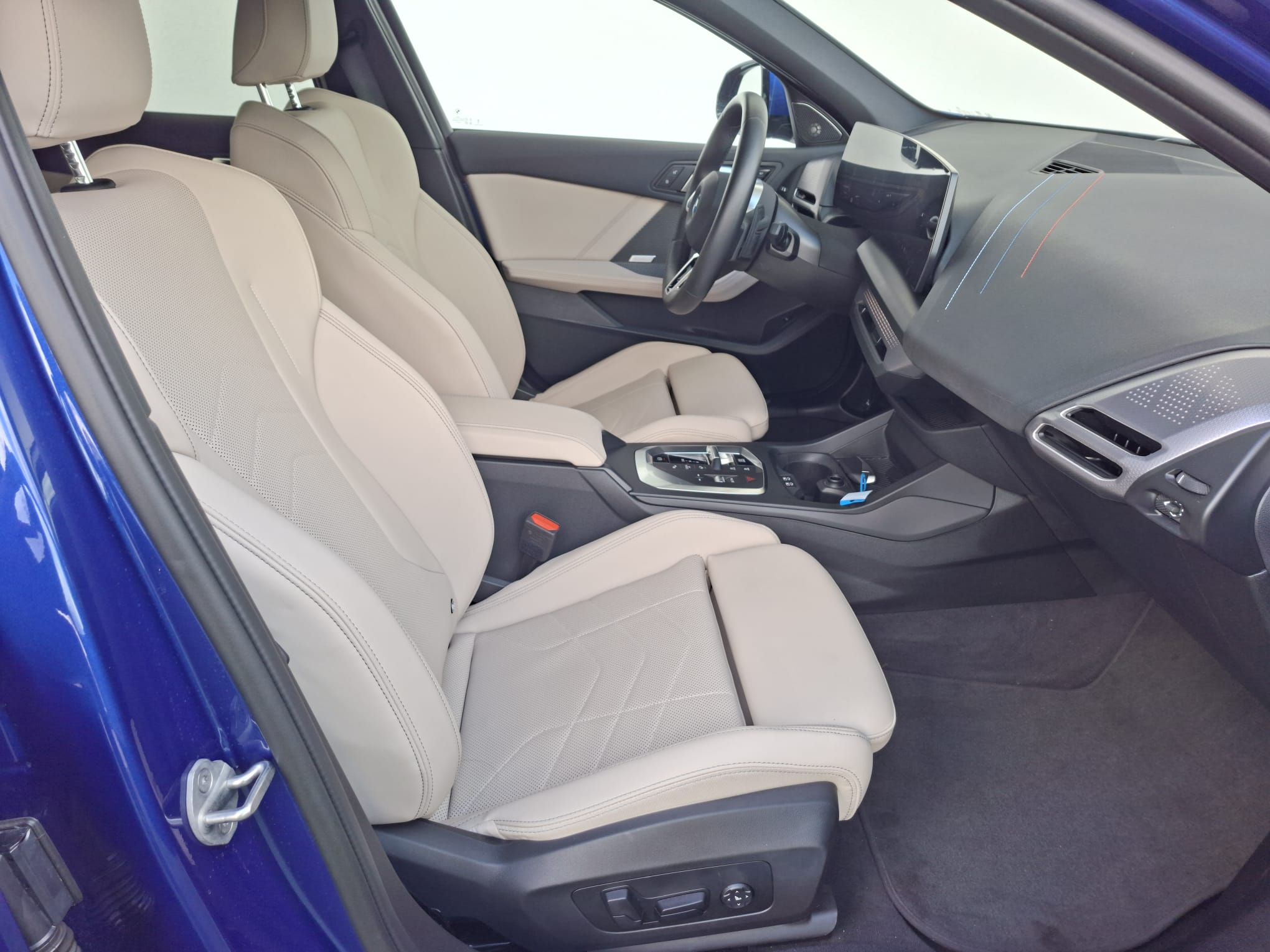 BMW Seria 1, 120 HATCH 5 USI, 2026, 9142 km