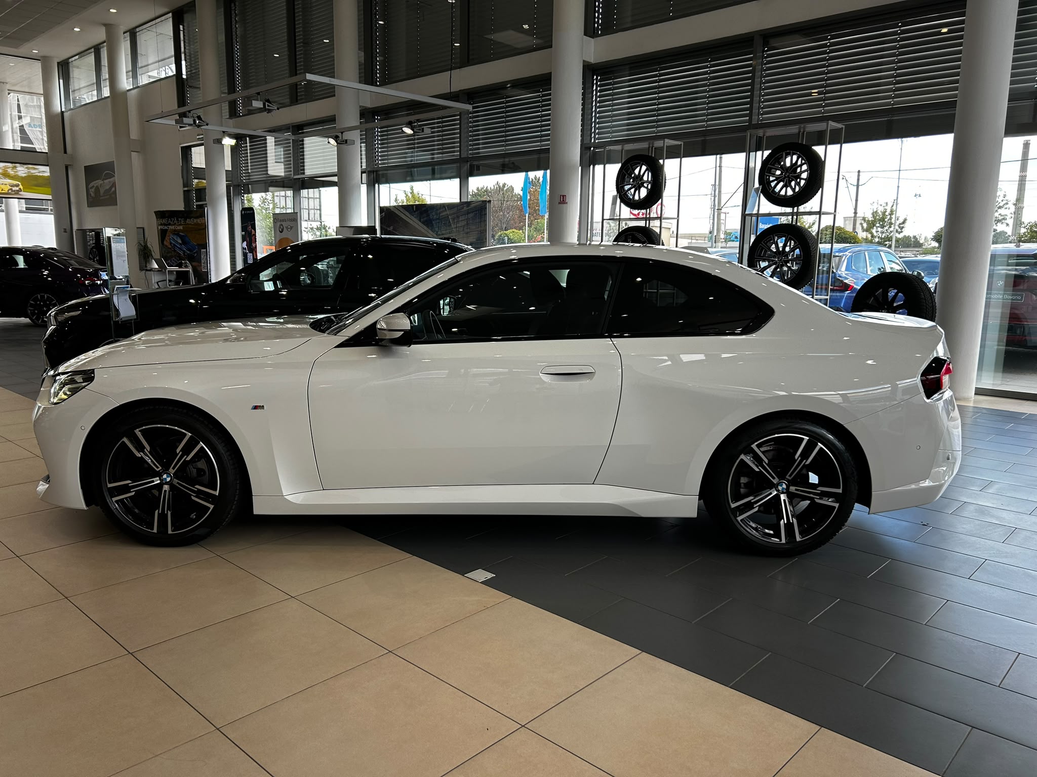 BMW Seria 2, 220I COUPE, 2025, 12500 km
