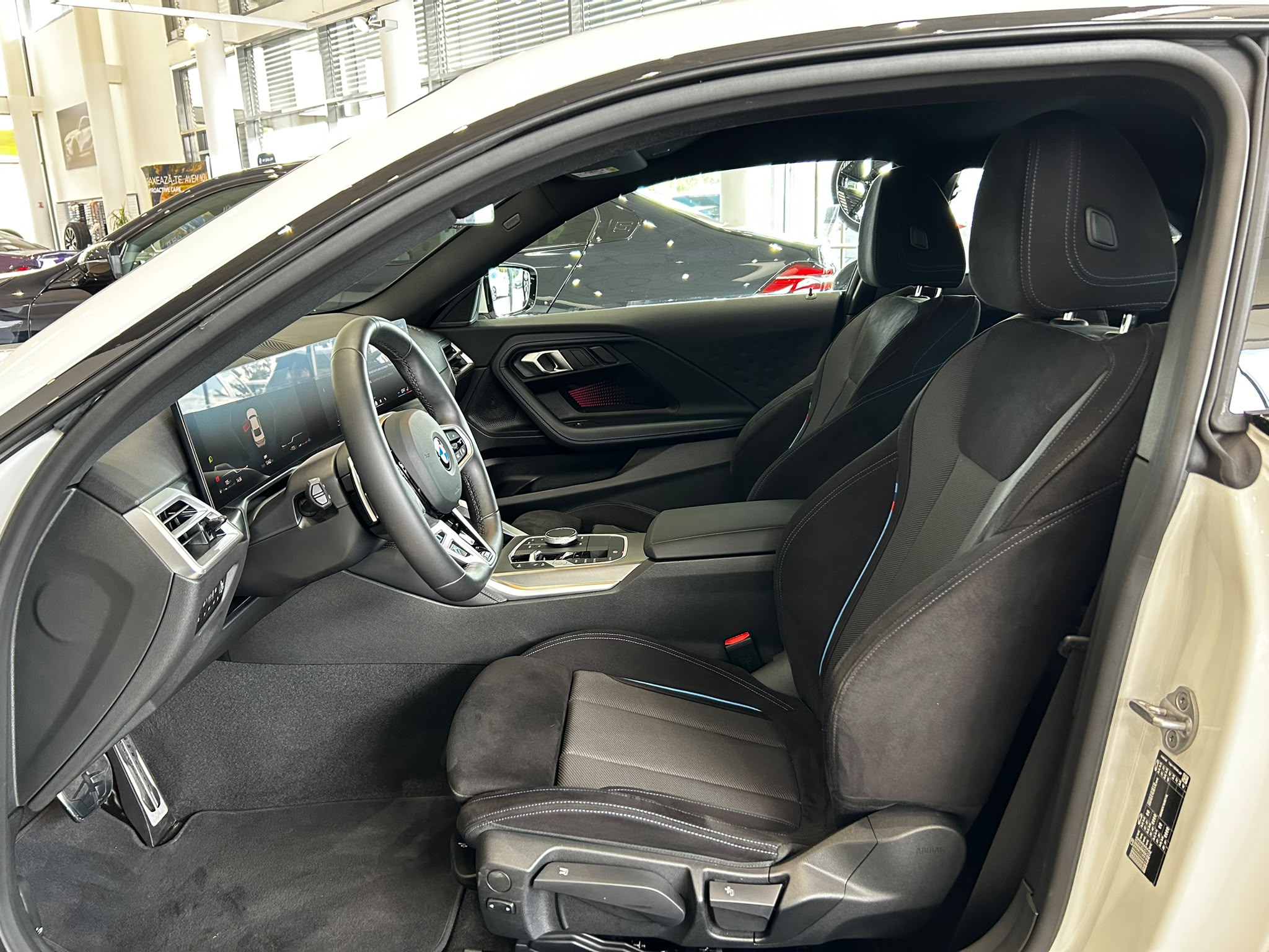 BMW Seria 2, 220I COUPE, 2025, 12500 km