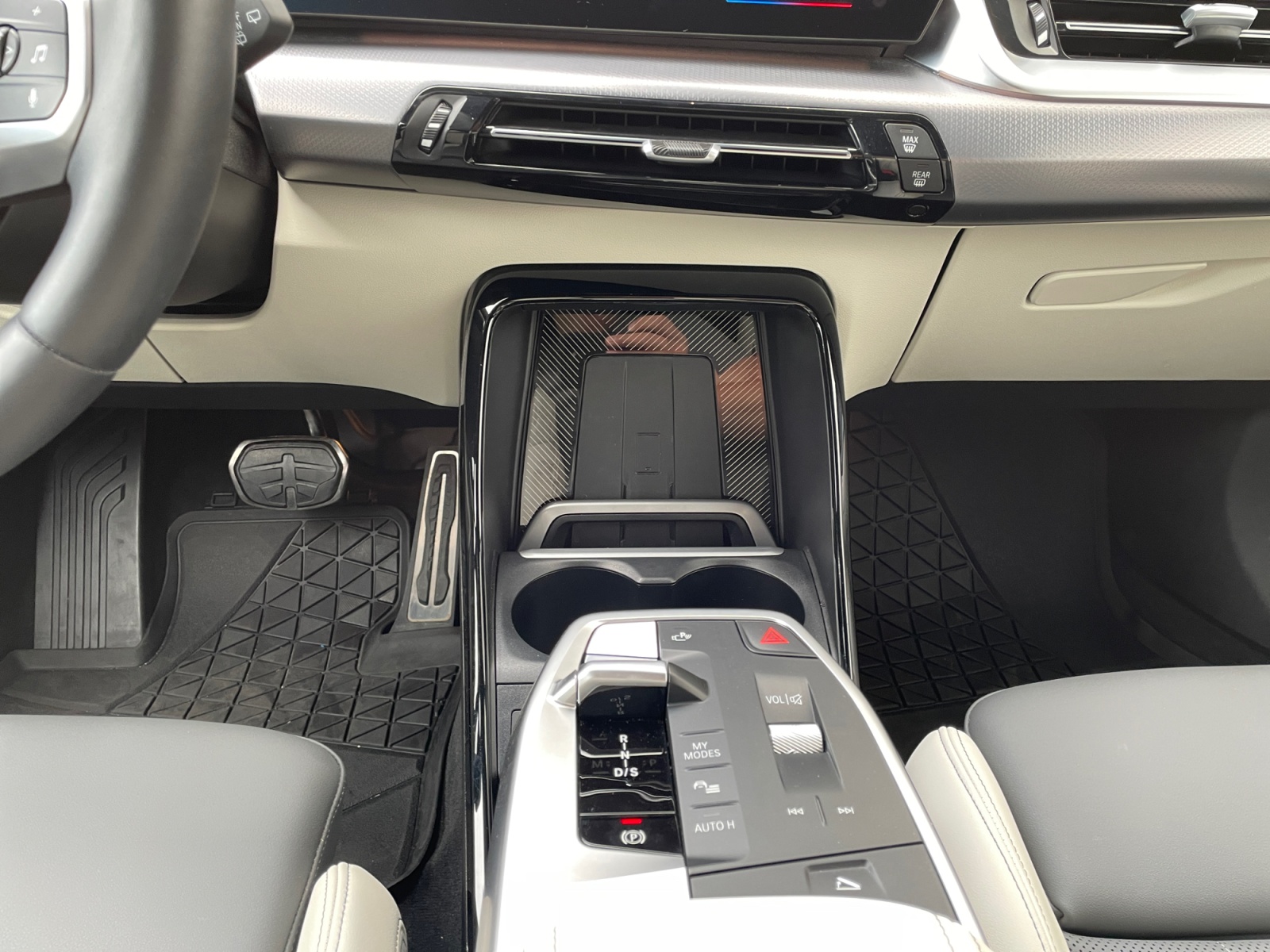 BMW Seria 2, 225E XDRIVE ACTIVE TOURER, 2026, 11139 km
