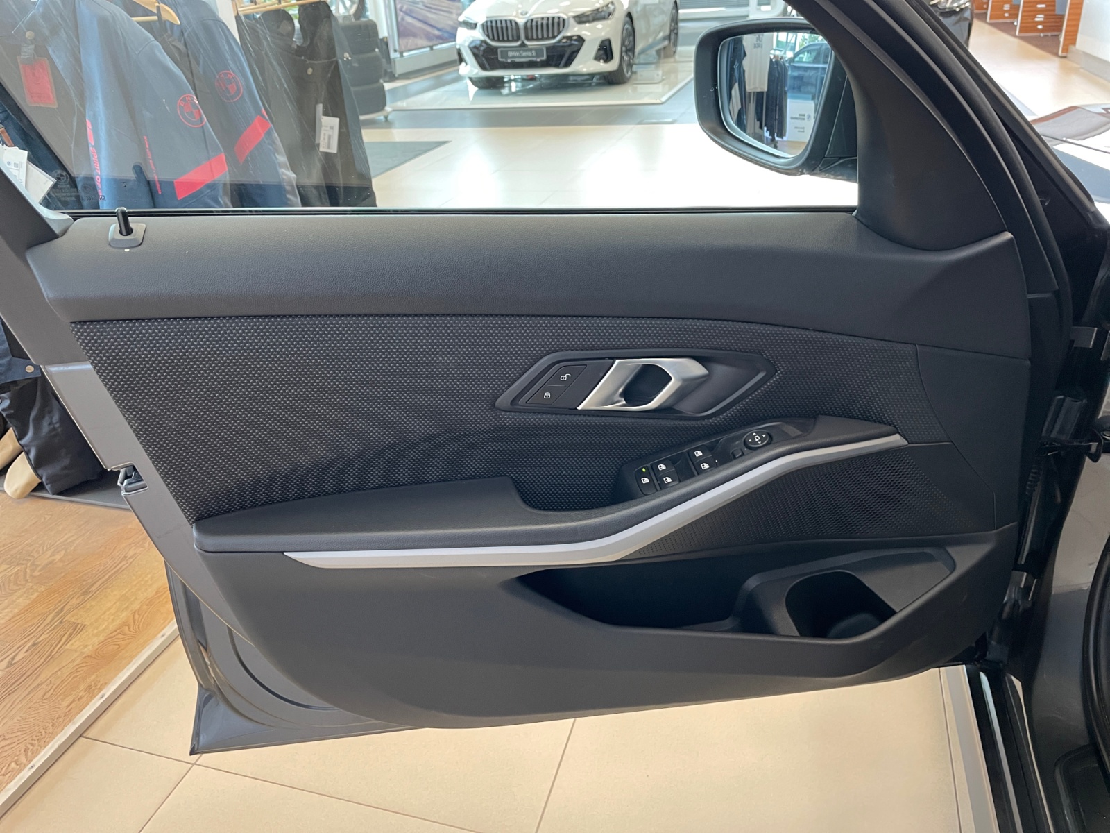 BMW Seria 3, 318I, 2022, 24323 km