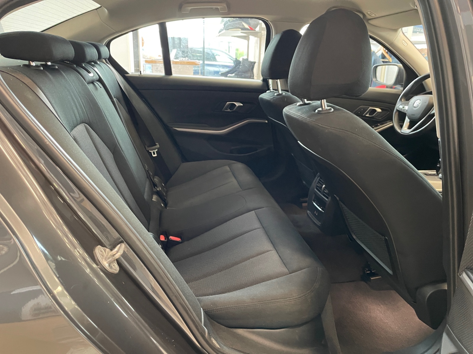 BMW Seria 3, 318I, 2022, 24323 km