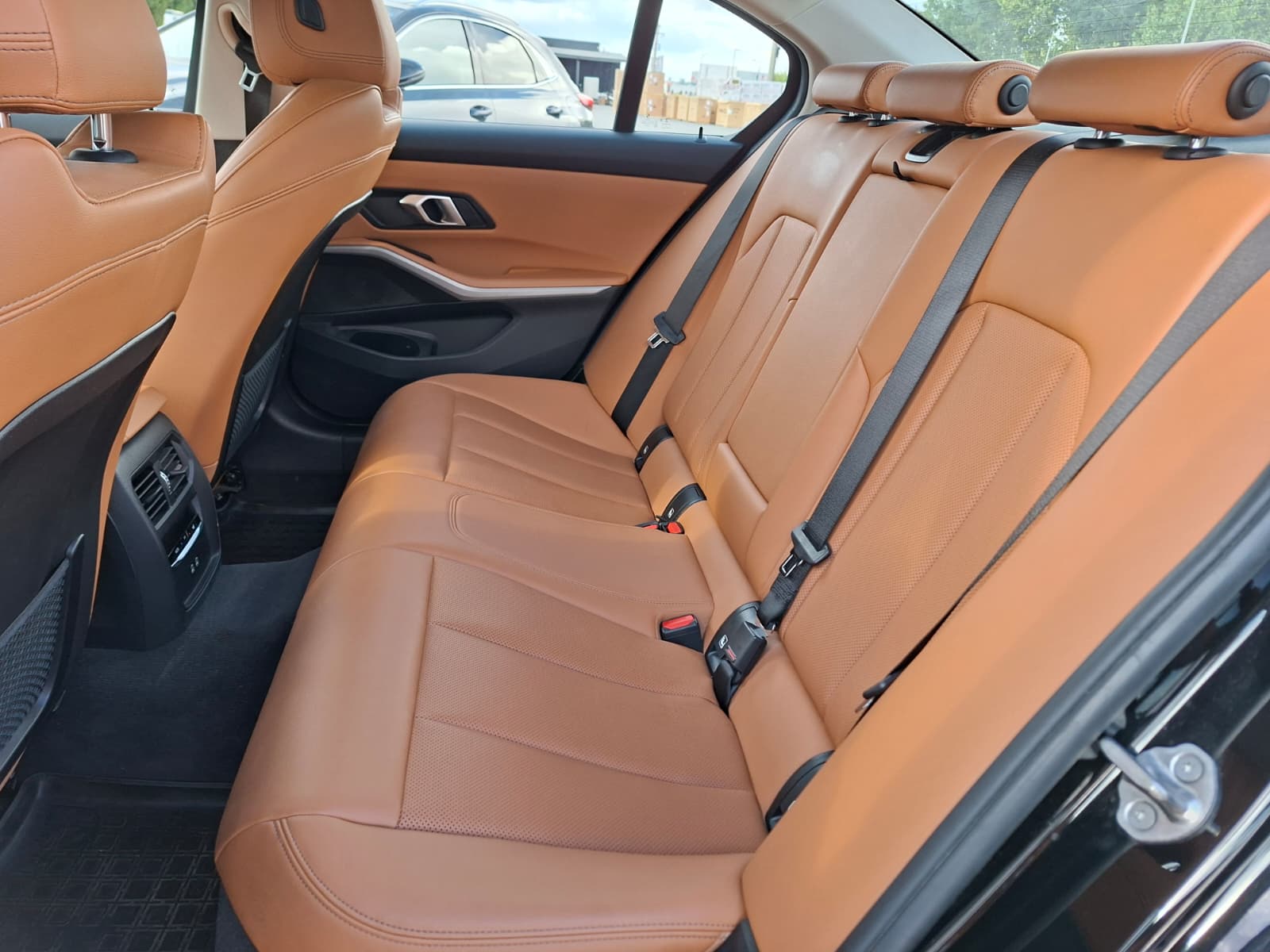 BMW Seria 3, 318I, 2022, 81444 km