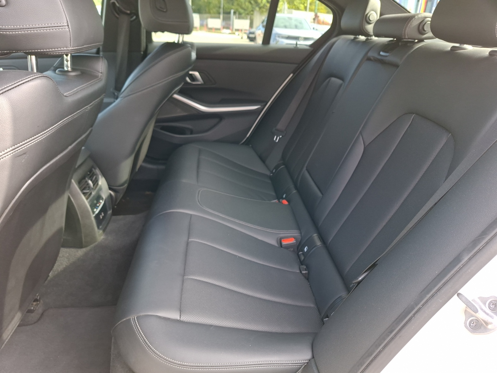 BMW Seria 3, 318I, 2025, 53789 km