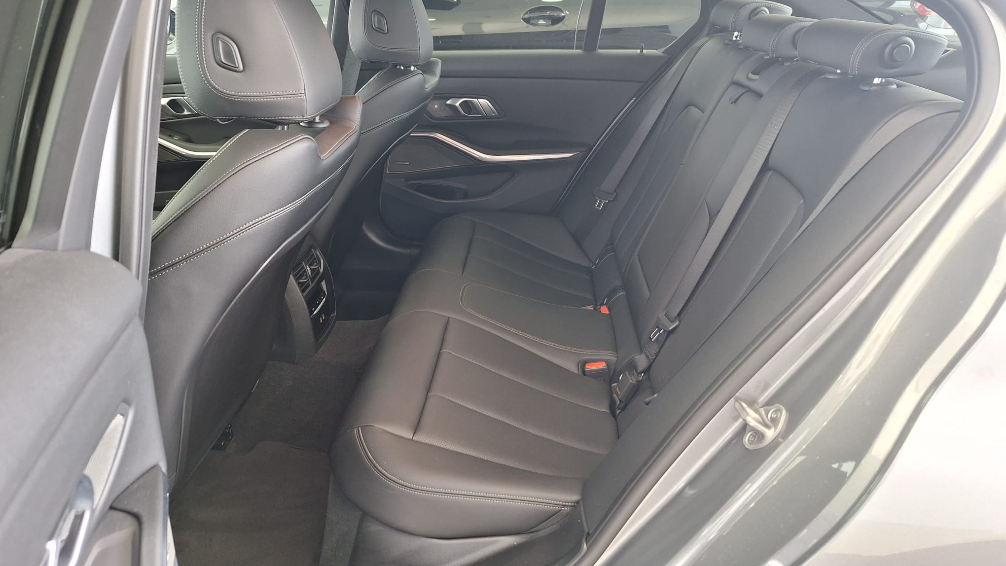 BMW Seria 3, 320D XDRIVE, 2025, 10041 km