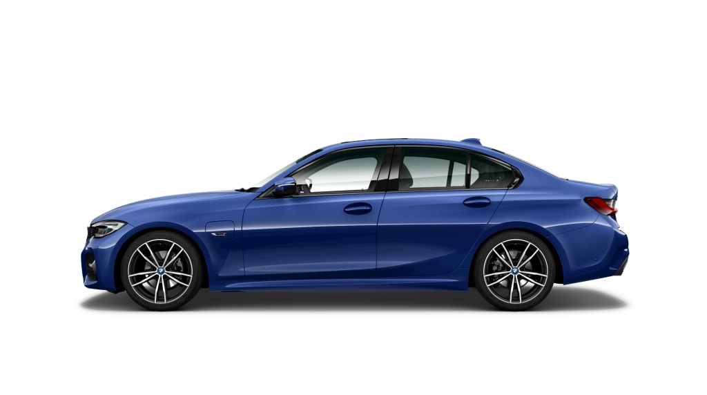 BMW Seria 3, 330E XDRIVE, 2022, 75301 km