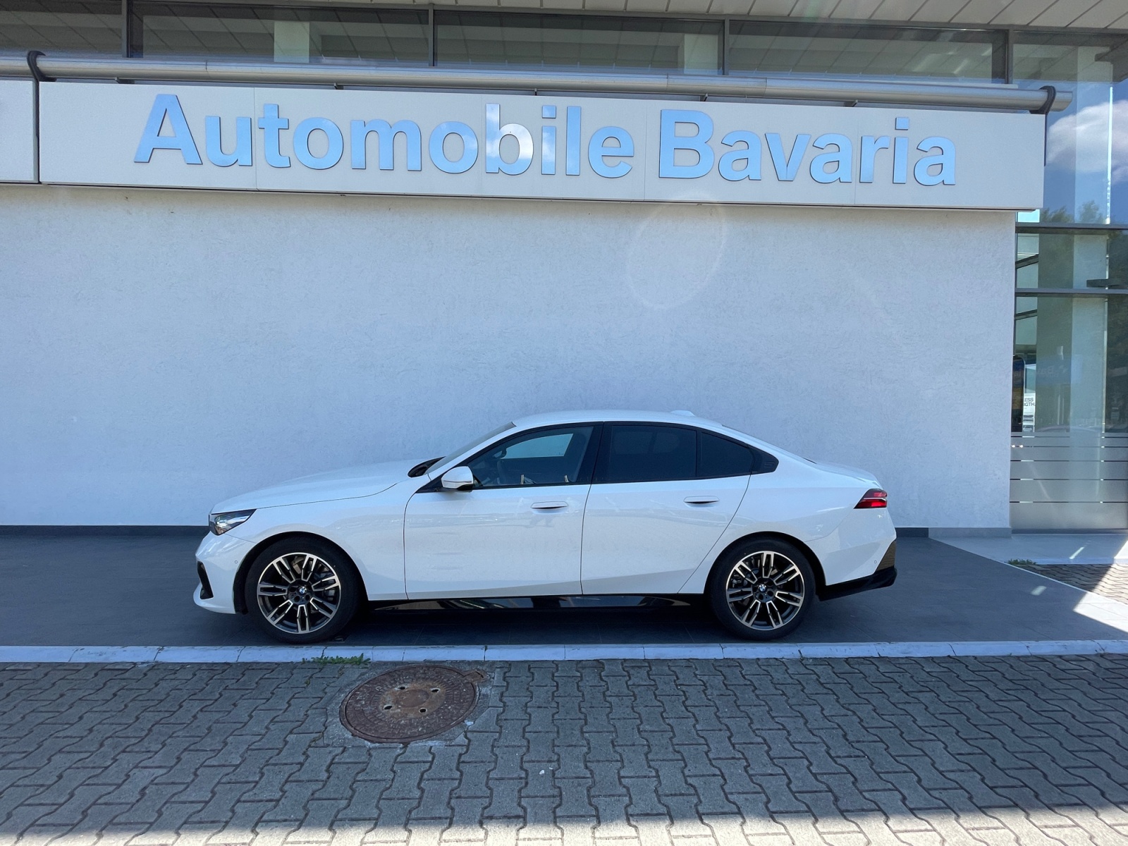 BMW Seria 5, 520D XDRIVE, 2025, 5800 km
