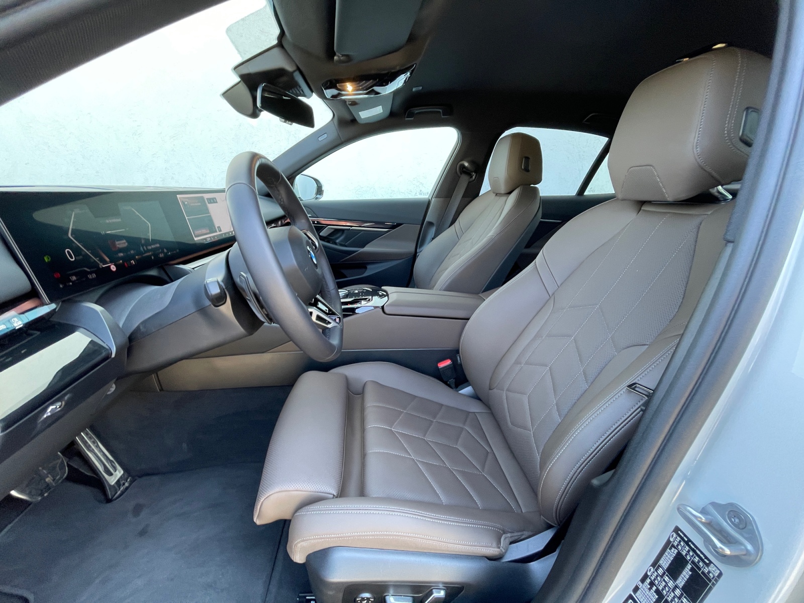 BMW Seria 5, 520D XDRIVE, 2025, 5800 km