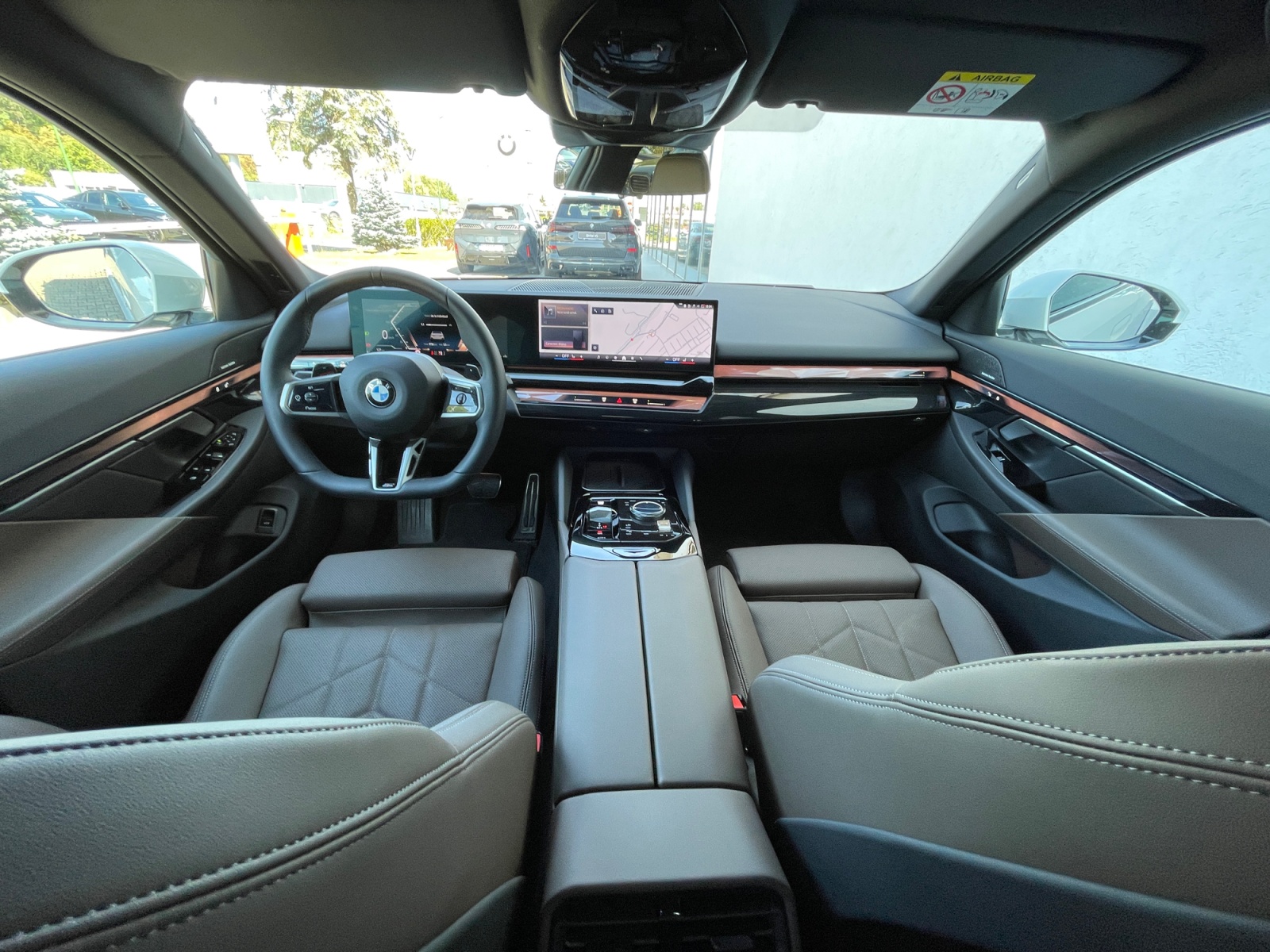 BMW Seria 5, 520D XDRIVE, 2025, 5800 km