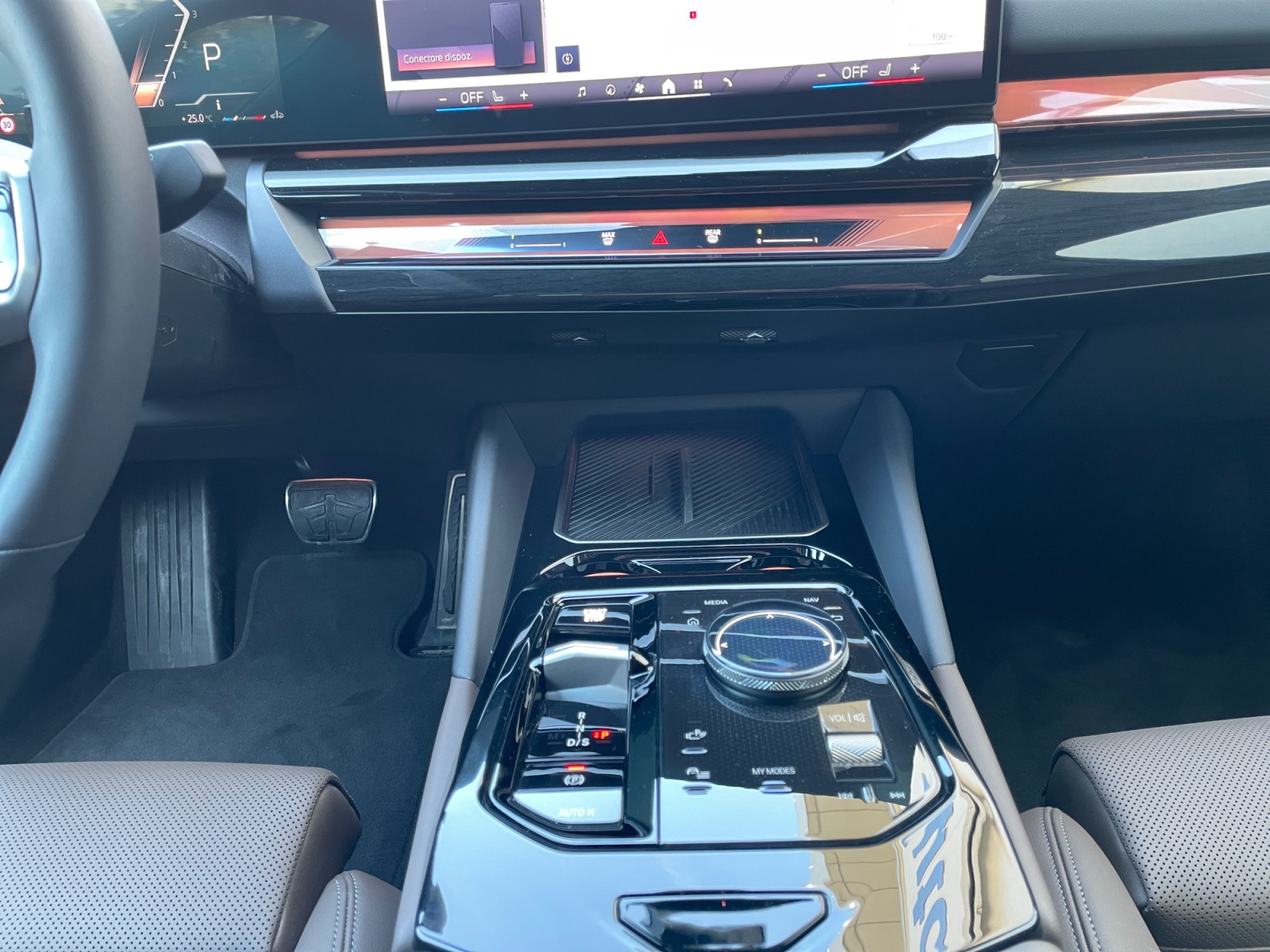 BMW Seria 5, 520D XDRIVE, 2025, 5800 km
