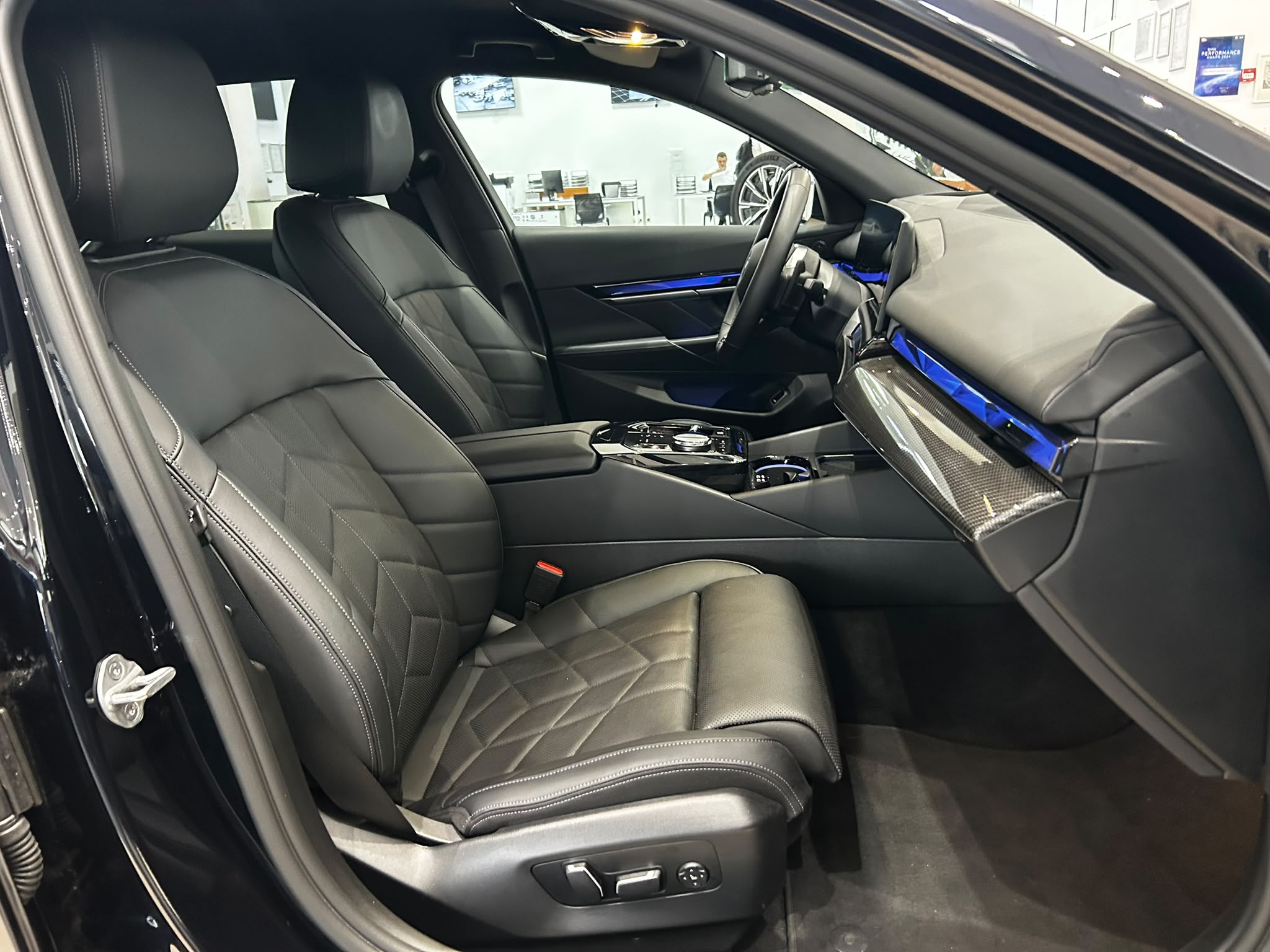 BMW Seria 5, 520D, 2025, 24500 km