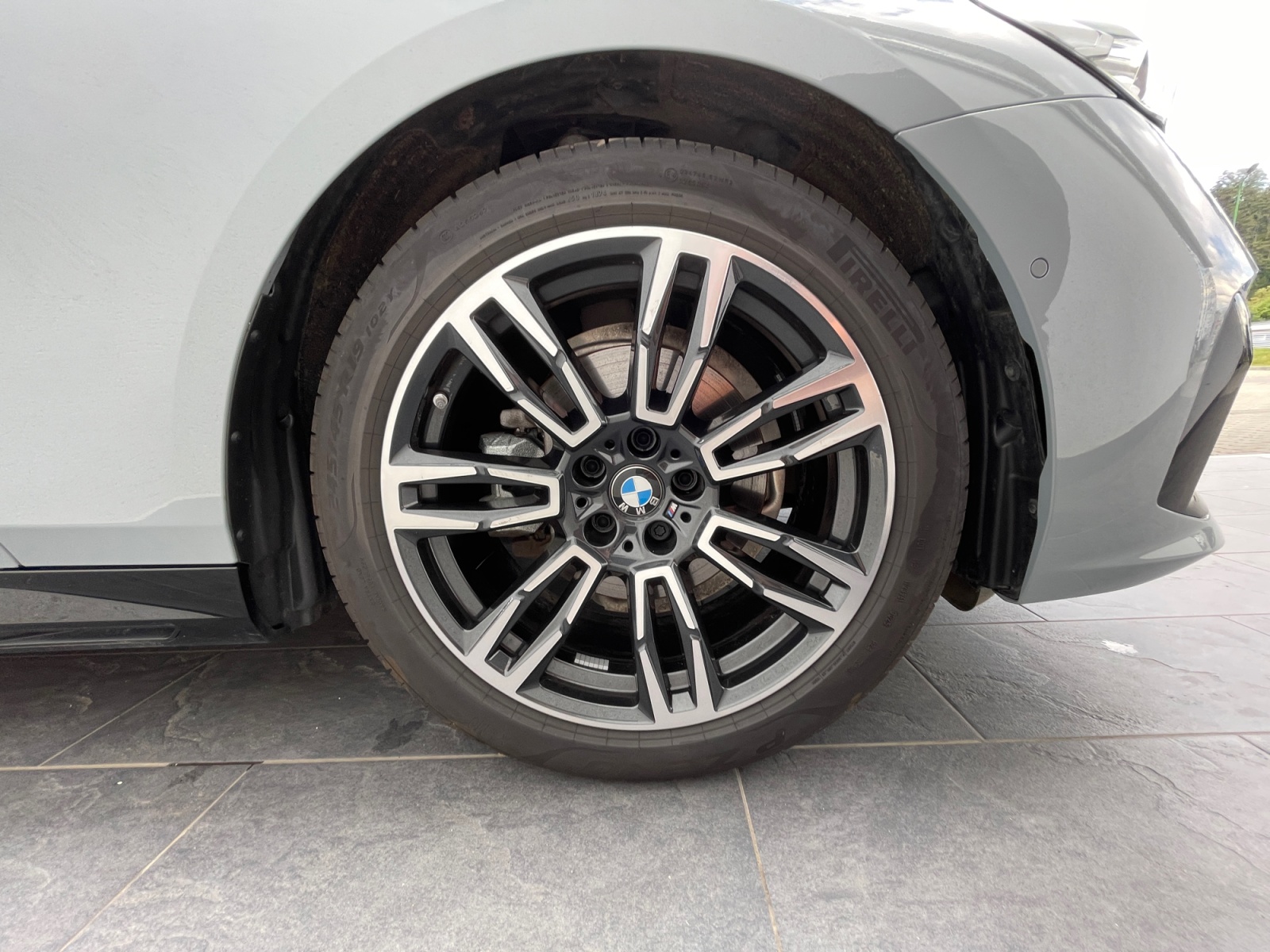 BMW Seria 5, 520I, 2025, 14502 km