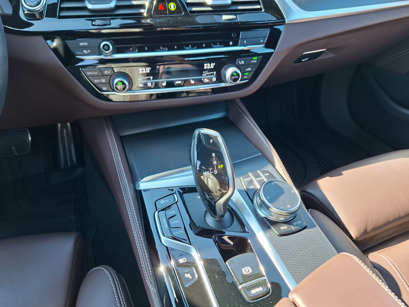BMW Seria 5, 530E XDRIVE, 2022, 22953 km