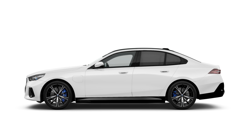 BMW Seria 5, 550E XDRIVE, 2025, 32300 km