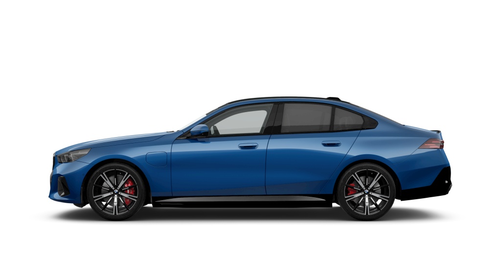 BMW Seria 5, 550E XDRIVE, 2026, 15900 km