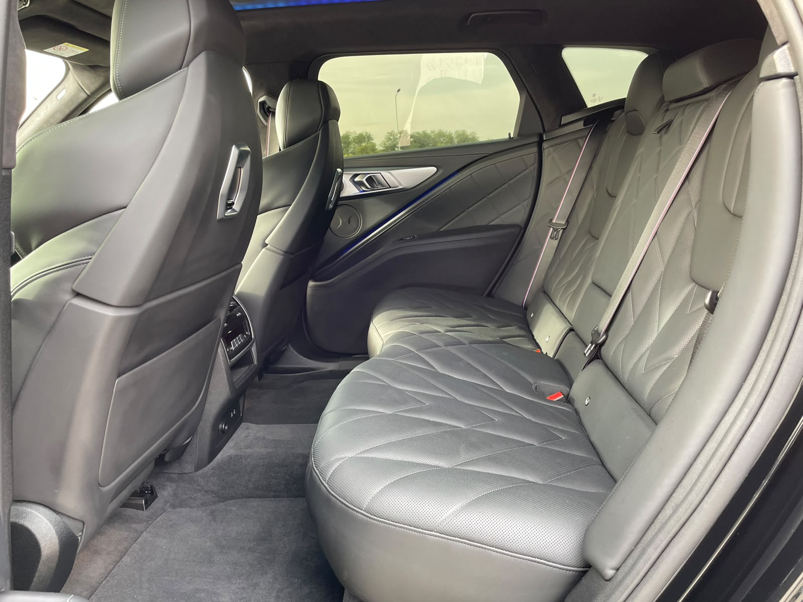 BMW XM, XM 50E, 2024, 47076 km