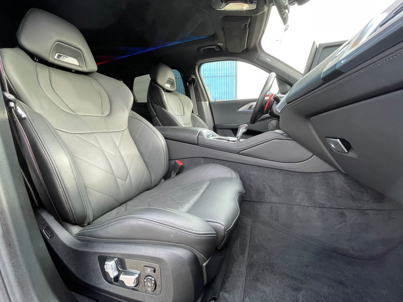 BMW XM, XM 50E, 2024, 47076 km