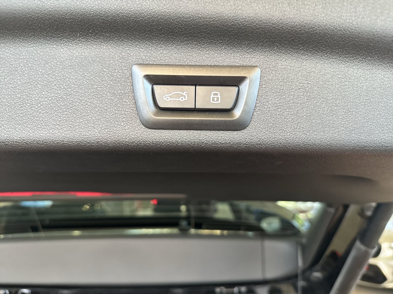 BMW iX1 2023 — imagine 19