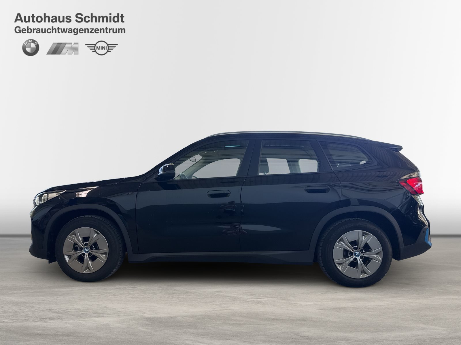 BMW iX1 2023 — imagine 2