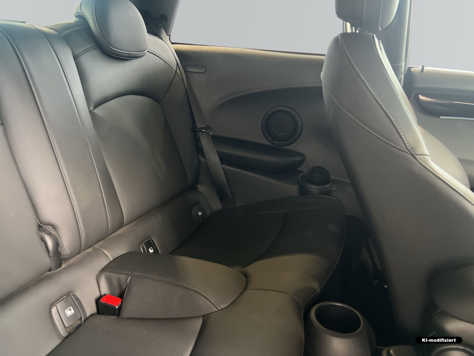MINI Cooper SE 2023 — imagine 10