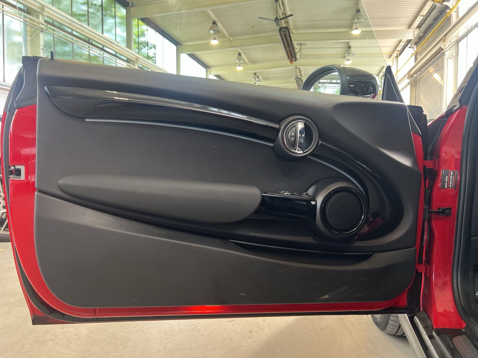 MINI Cooper SE 2023 — imagine 18