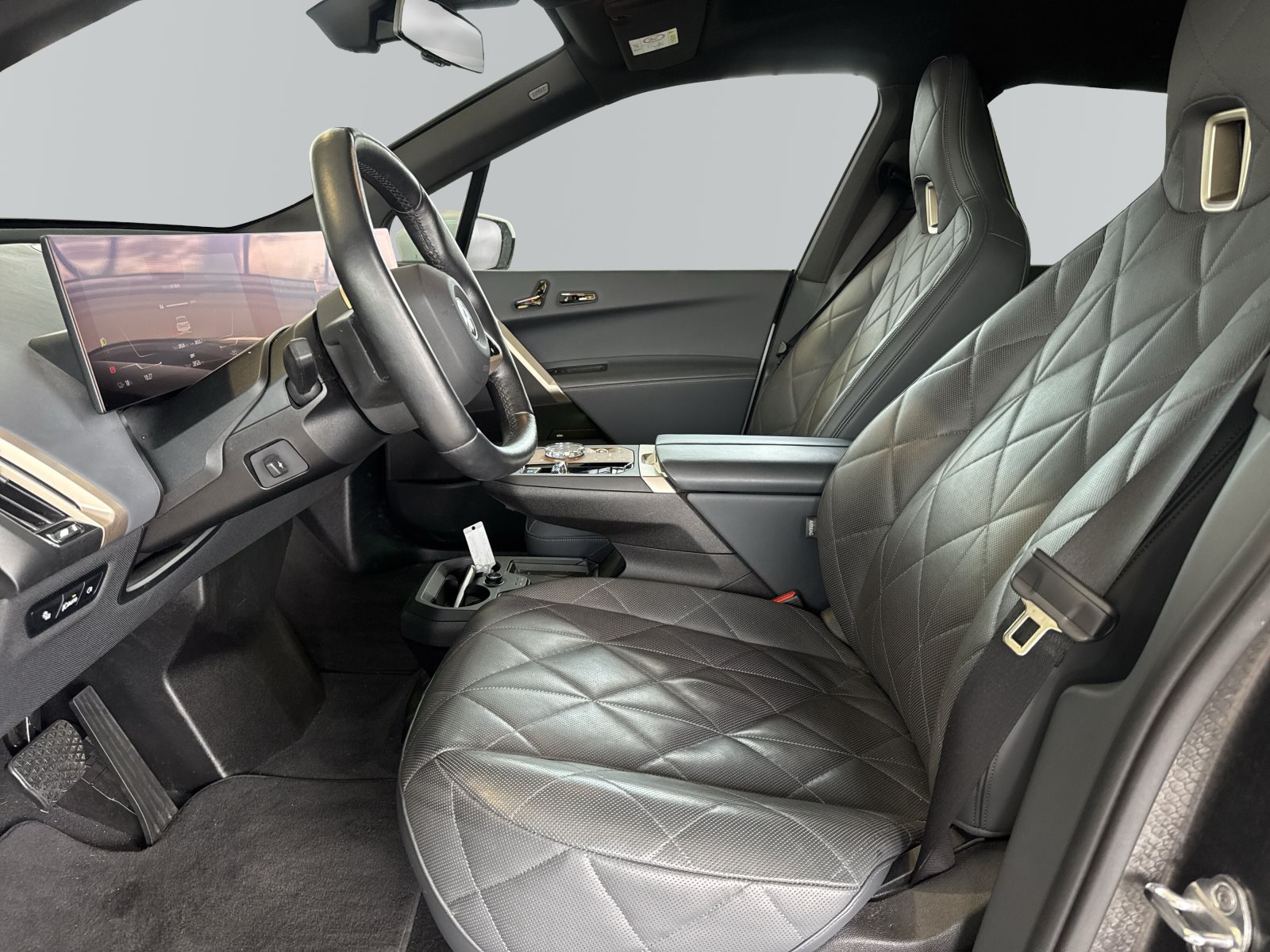 BMW iX 2023 — imagine 8