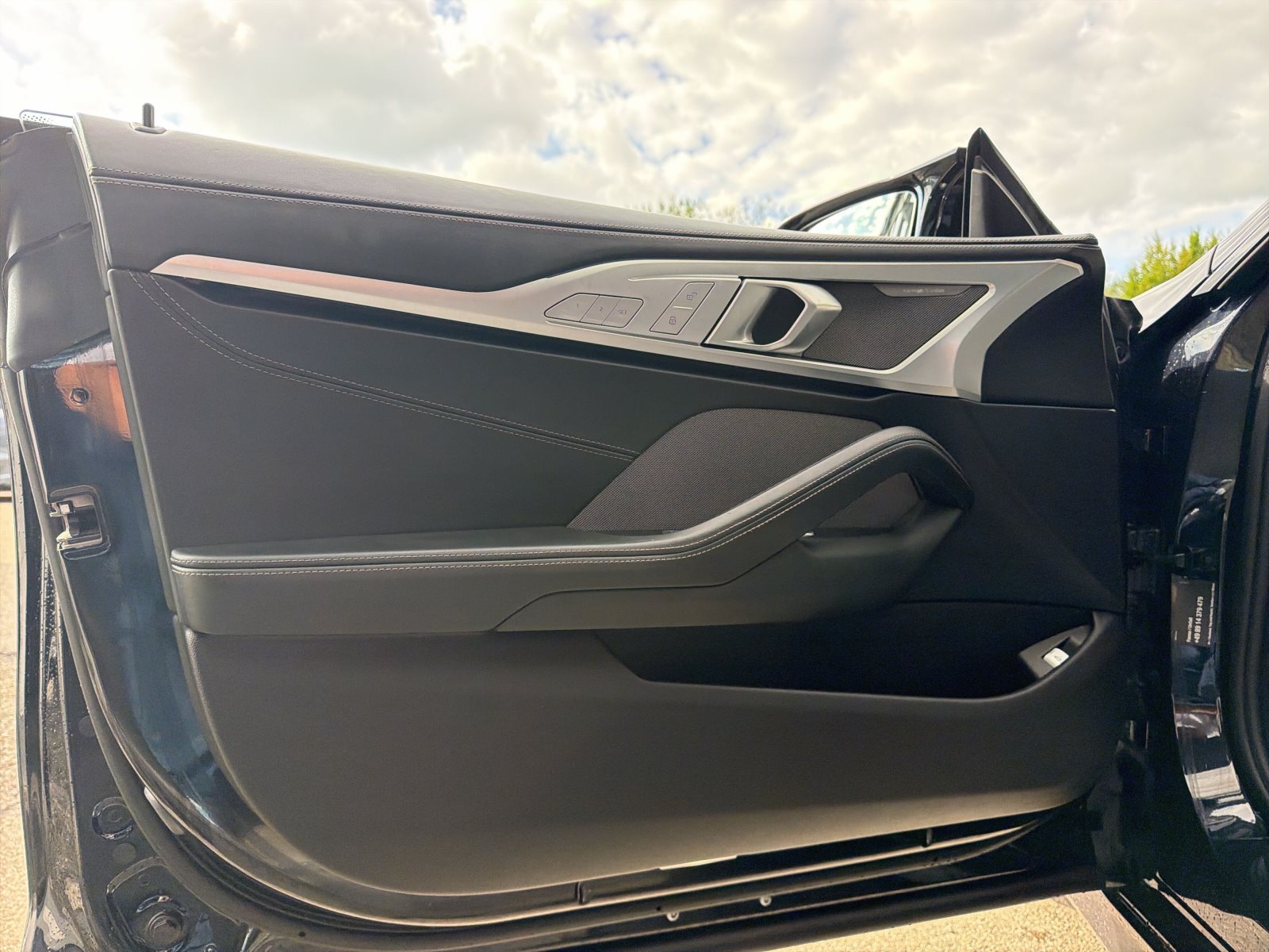 BMW M850i 2023 — imagine 18