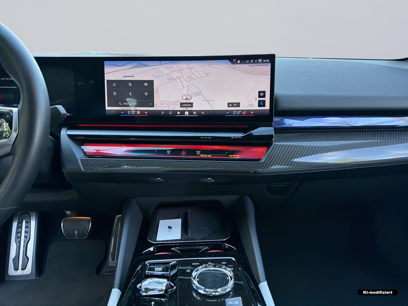 BMW i5 2023 — imagine 13
