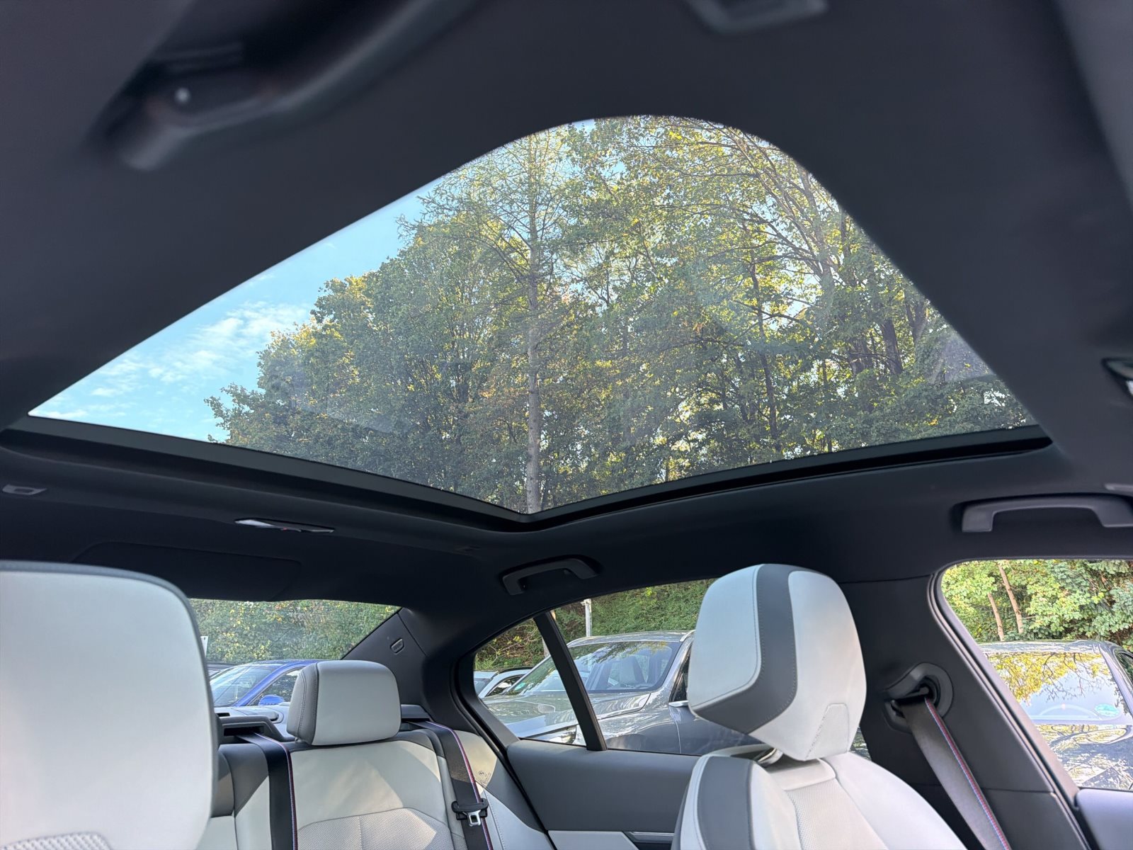 BMW i5 2023 — imagine 19