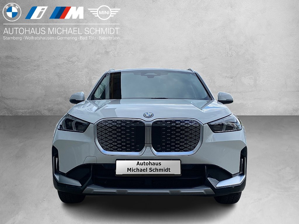 BMW iX1 2025 — imagine 7