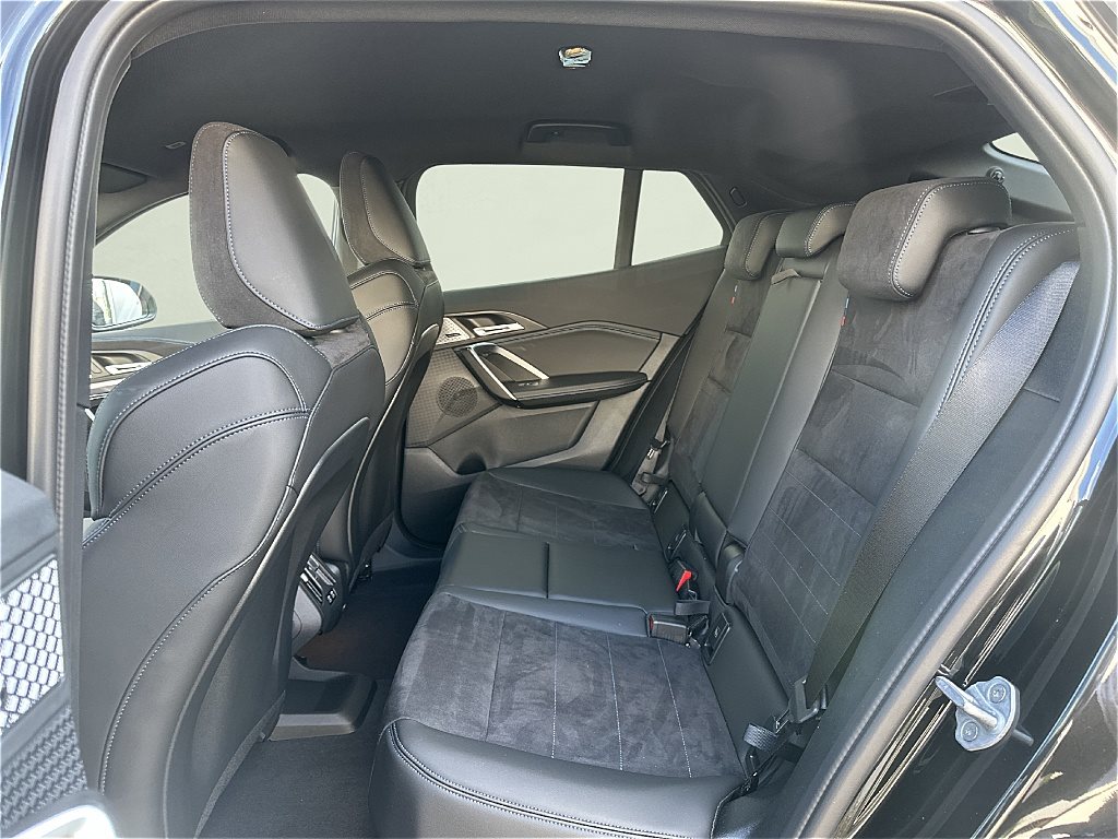 BMW iX2 2025 — imagine 10