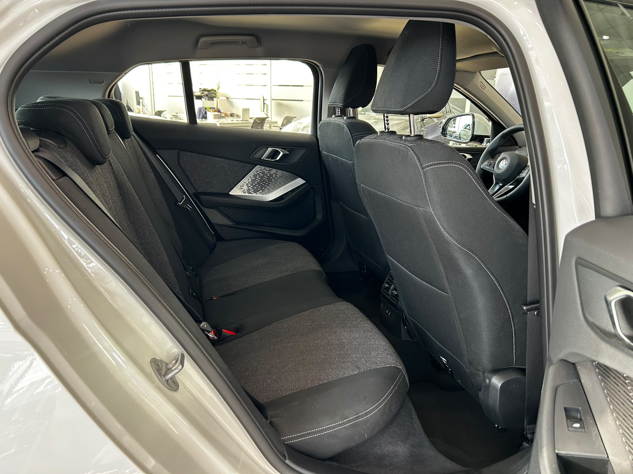 BMW Seria 1 2025 — imagine 12