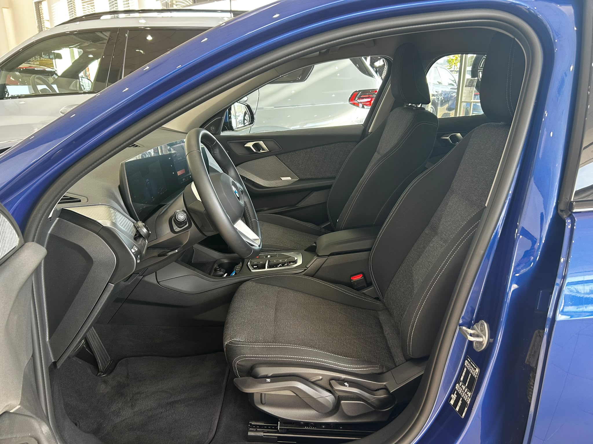 BMW Seria 1 2025 — imagine 13