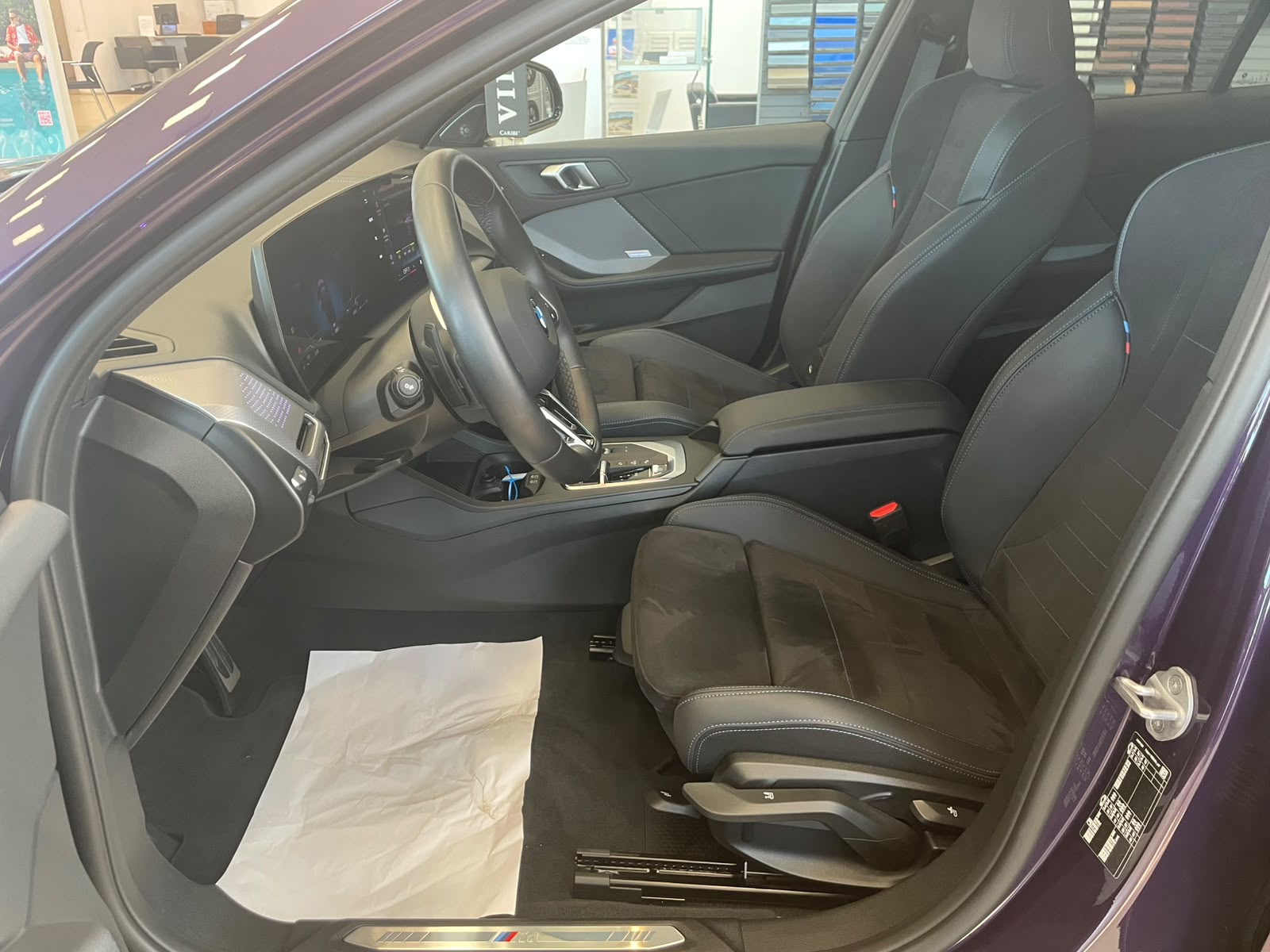 BMW Seria 1, 120 HATCH 5 USI, 2025, 8906 km