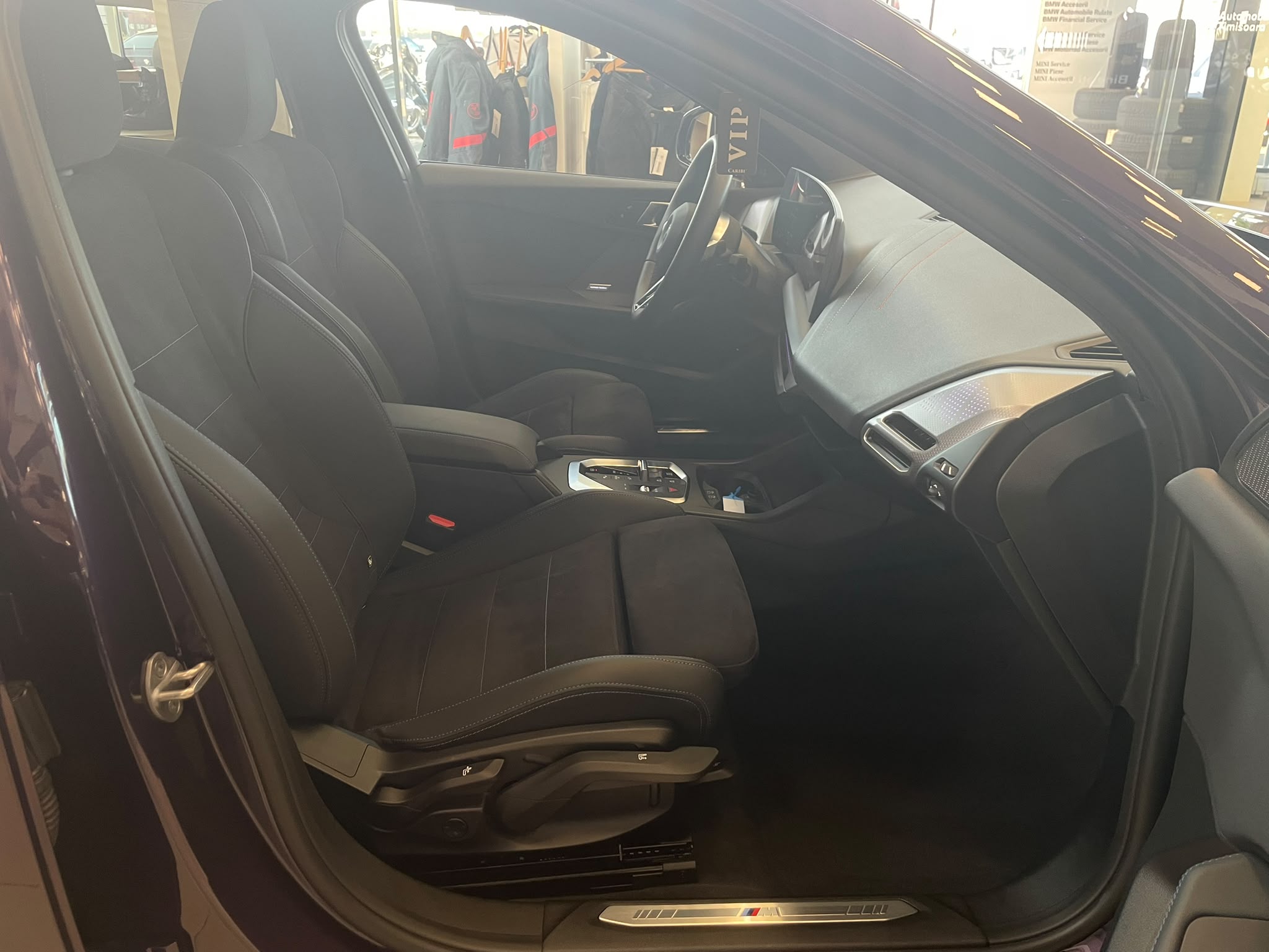 BMW Seria 1, 120 HATCH 5 USI, 2025, 8906 km
