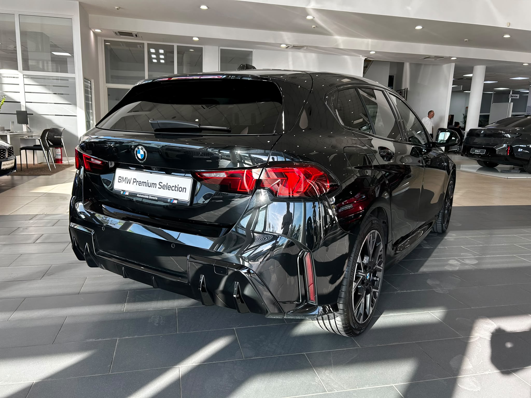 BMW Seria 1, 120 HATCH 5 USI, 2026, 12195 km
