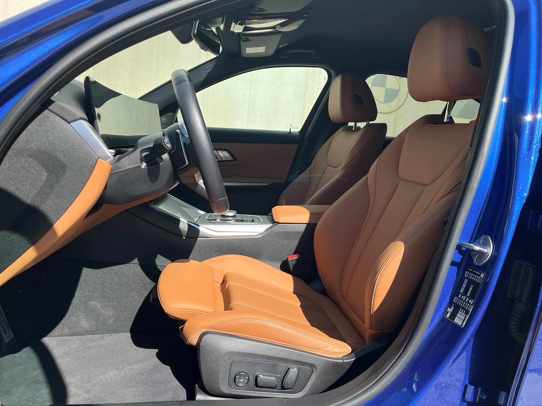 BMW Seria 3, 318D, 2025, 11294 km