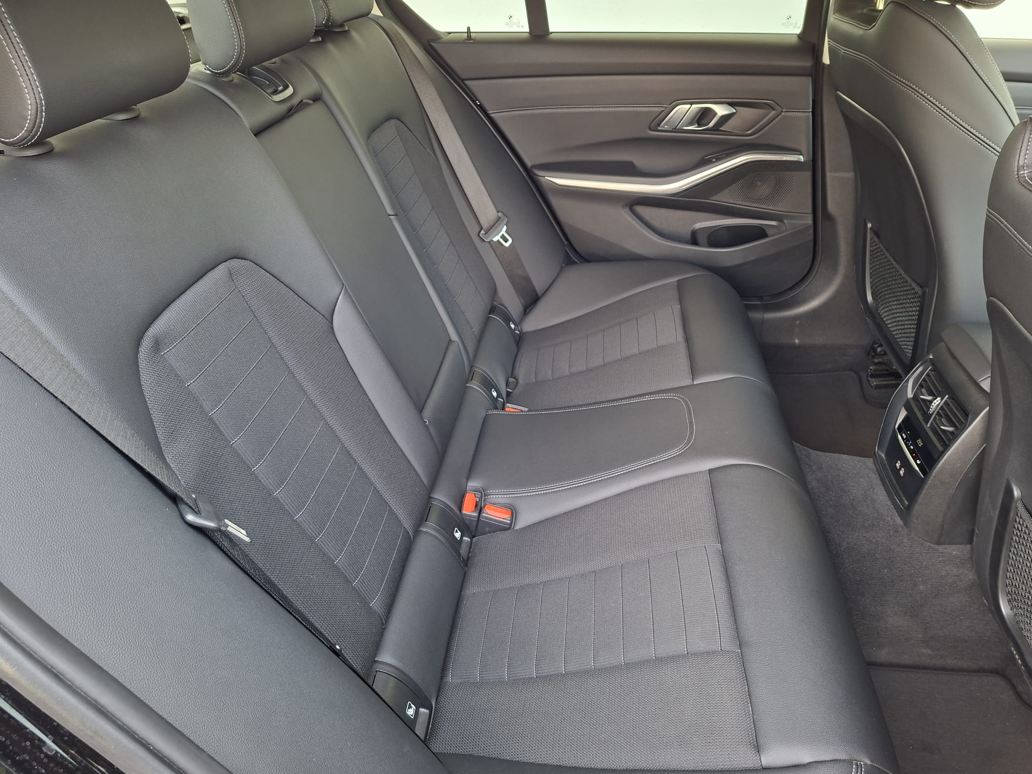 BMW Seria 3, 318I, 2022, 69600 km