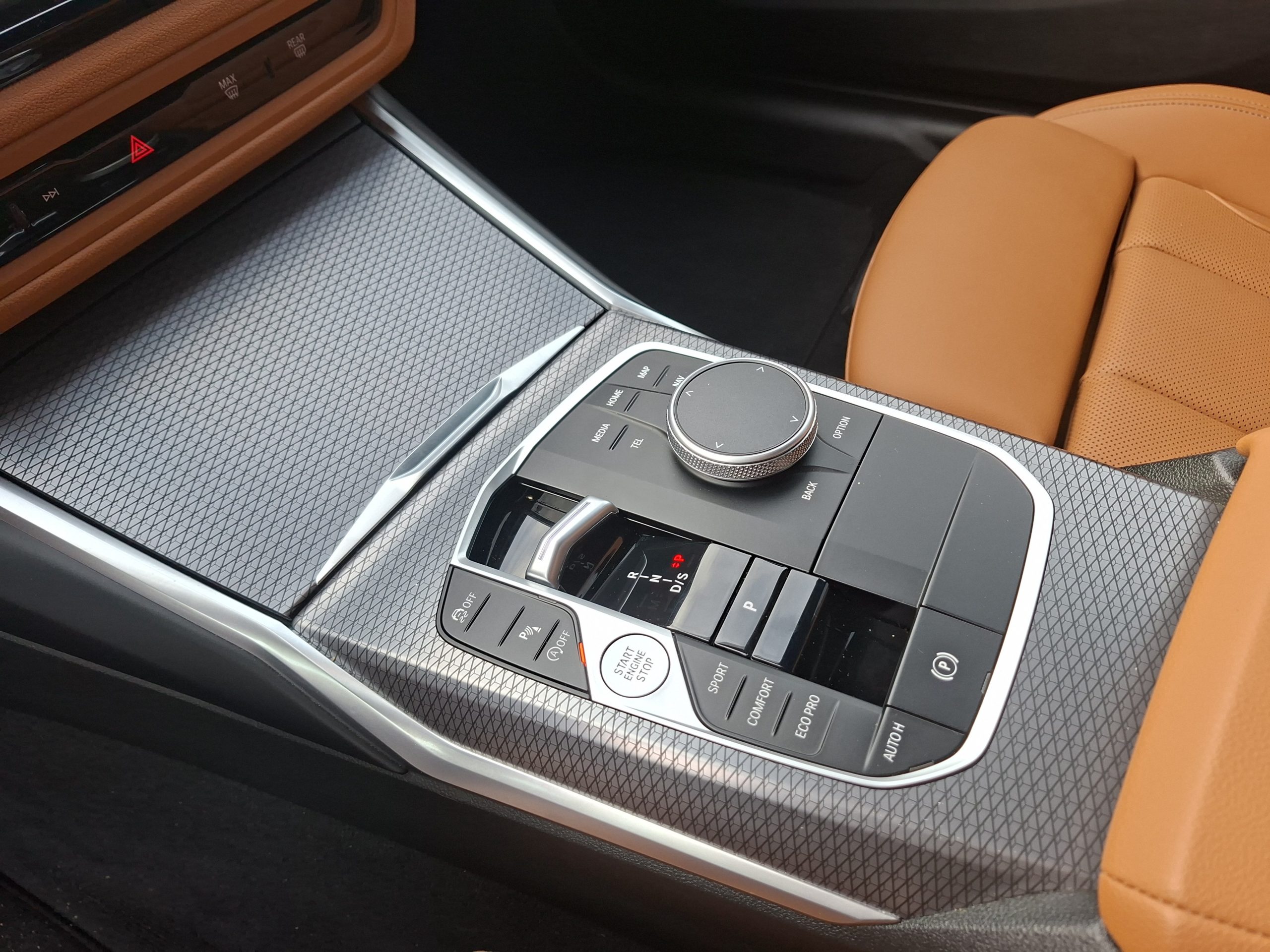 BMW Seria 3 2025 — imagine 2