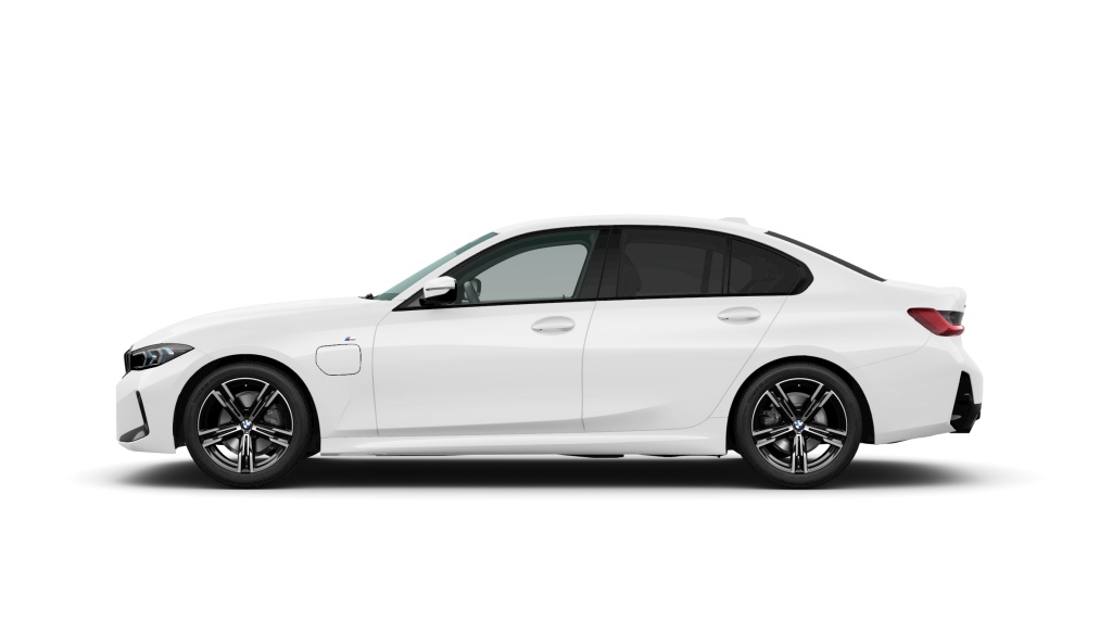 BMW Seria 3, 330E XDRIVE SEDAN, 2025, 18441 km